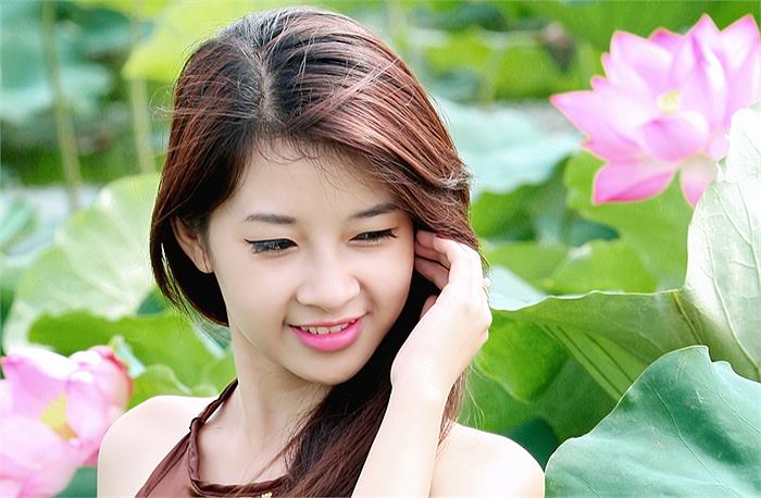 Các Cô Gái Đẹp Vẻ Đẹp Quyến Rũ Và Ảnh Hưởng Vượt Thời Gian Trong Thế Giới Hiện Đại