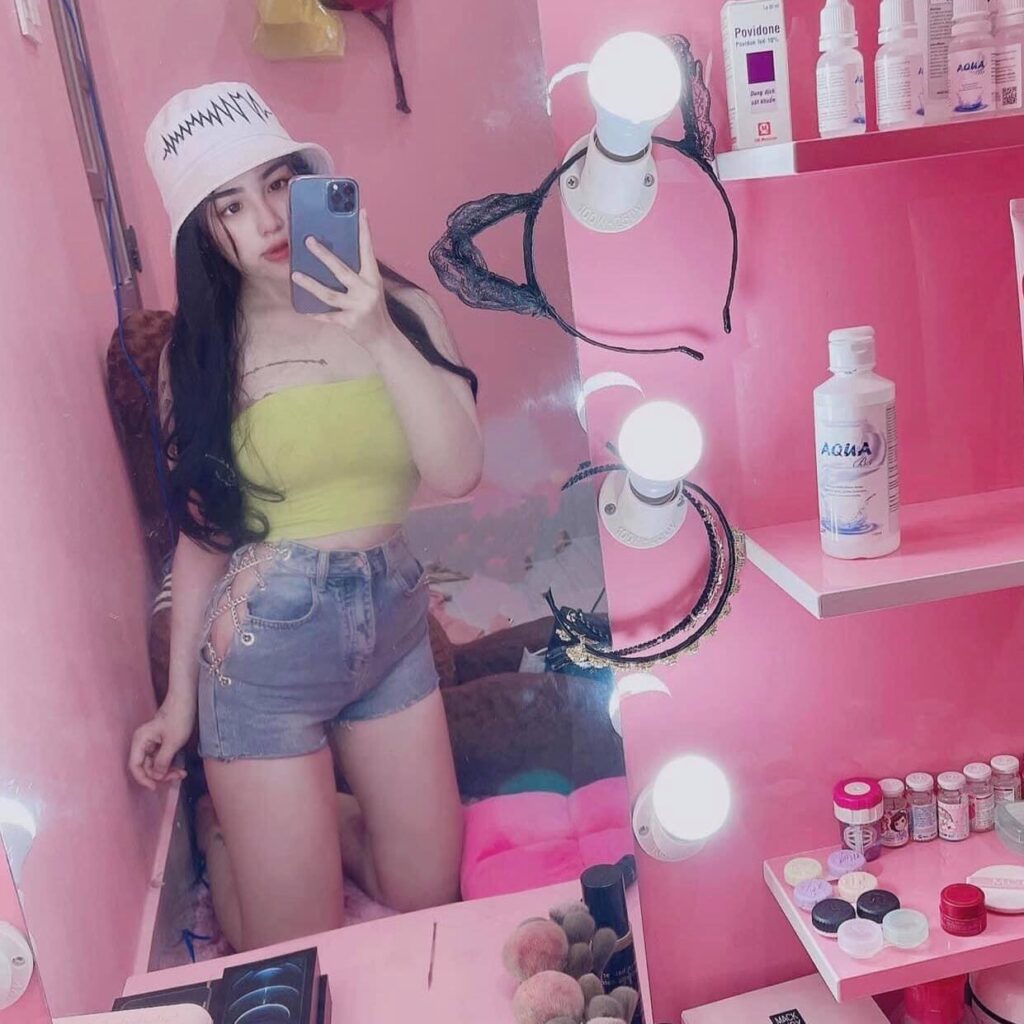 Gái Xinh Mặc Bikini Tiktok Xu Hướng Nóng Bỏng Và Những Tranh Cãi Dữ Dội
