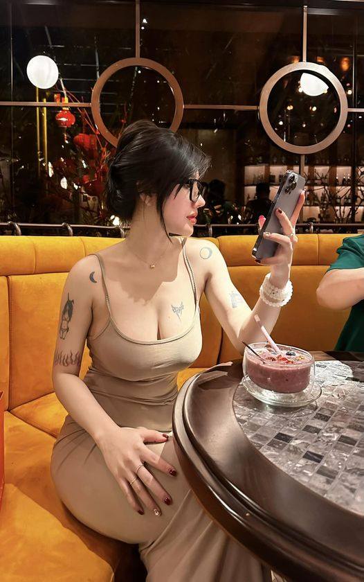 Tuyển Chọn Những Hình Ảnh Cô Gái Cute Hoạt Hình Nhất Gợi Cảm Và Quyến Rũ Trên Bãi Biển Mùa Hè