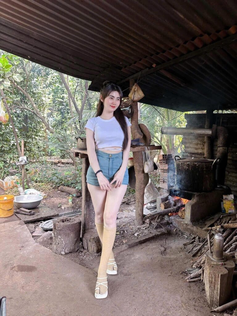 Gai Xinh Khoa Thân Khám Phá Bộ Sưu Tập Hình Ảnh Quyến Rũ Cho Thiết Bị Của Bạn