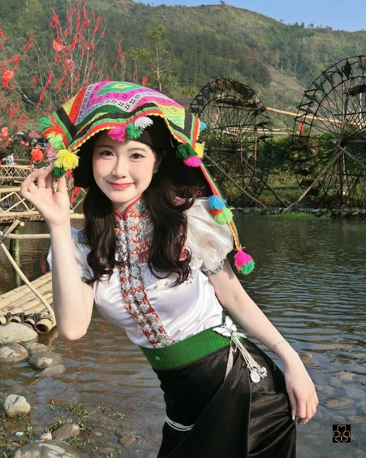 Con Gái Xinh Đẹp Biểu Tượng Của Vẻ Đẹp Dịu Dàng Và Nữ Tính